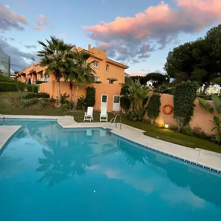 Marbella Deluxe Rooms In Royal Cabopino Townhouse Exterior photo