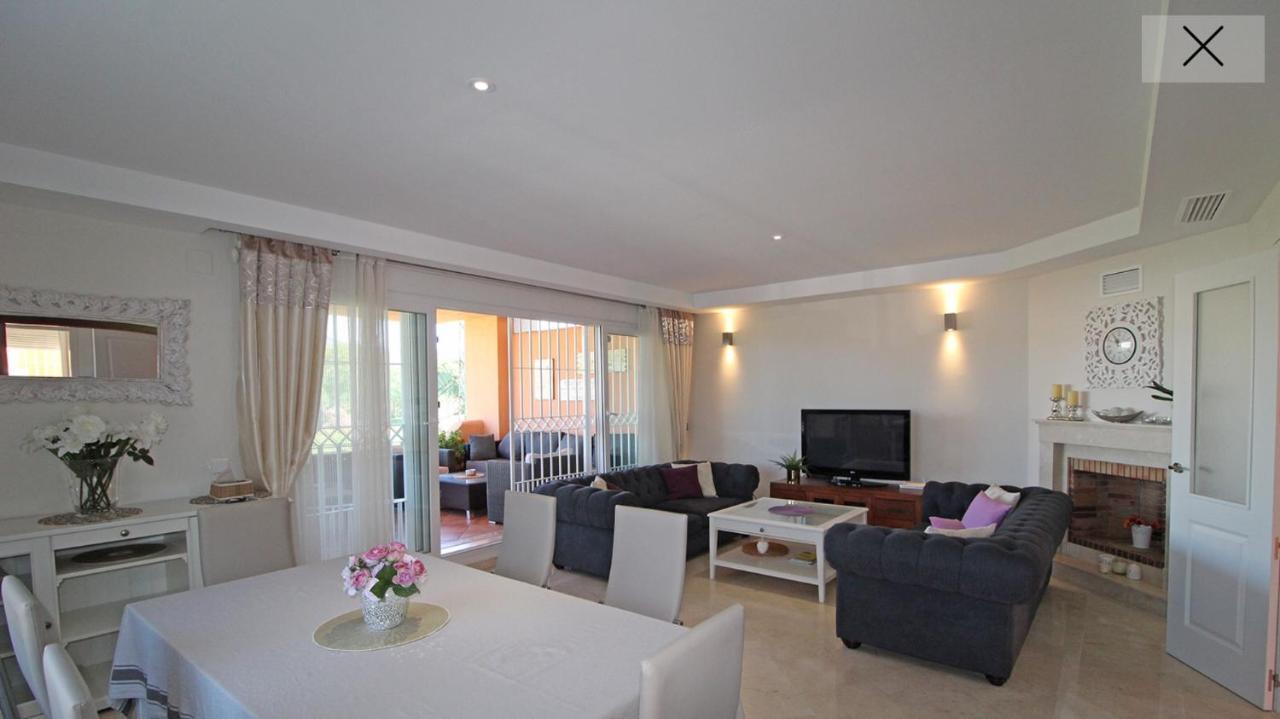 Accommodatie bij particulieren Deluxe In Royal Cabopino Townhouse